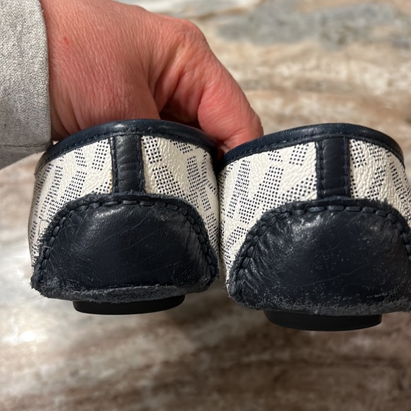 MK FLATS - Picture 3 of 4